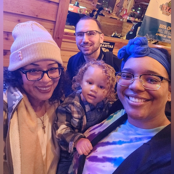 ShopwithTosh33 is LIVE 🔥🔥🔥 - Picture 9 of 17